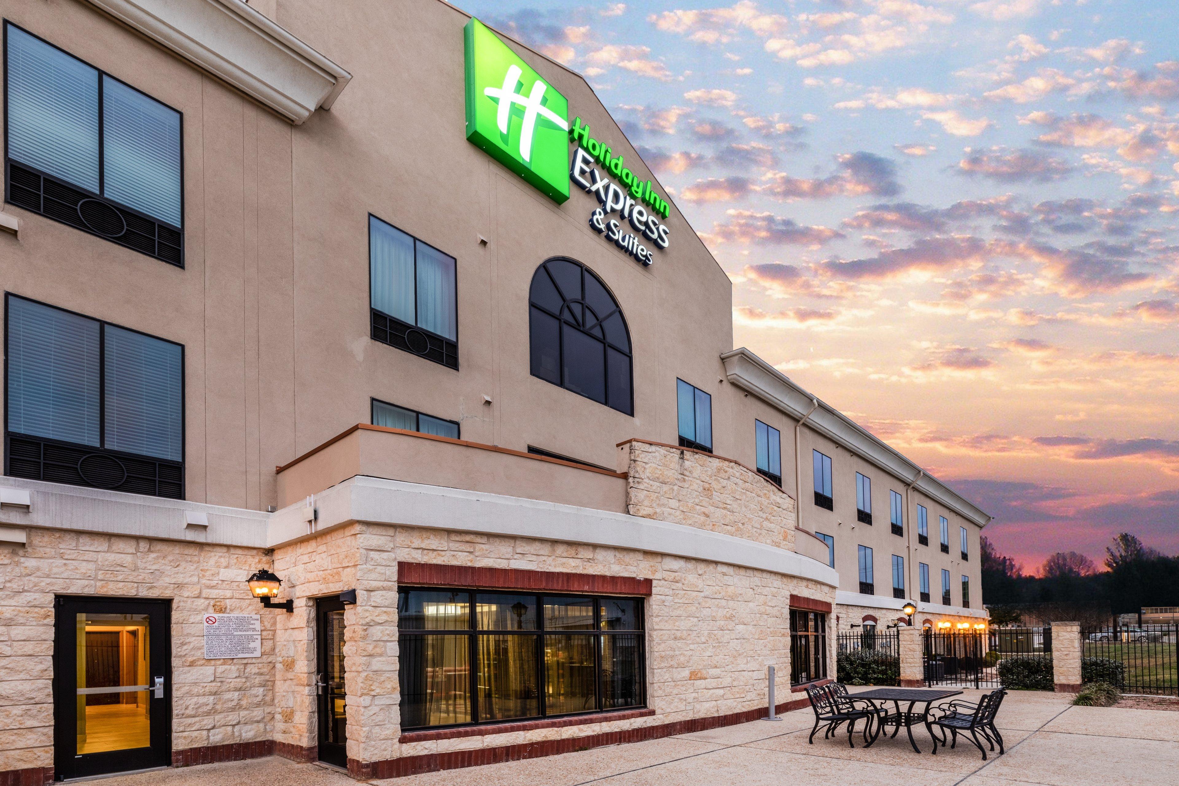 Holiday Inn Express Hotel & Suites Floresville By Ihg Esterno foto