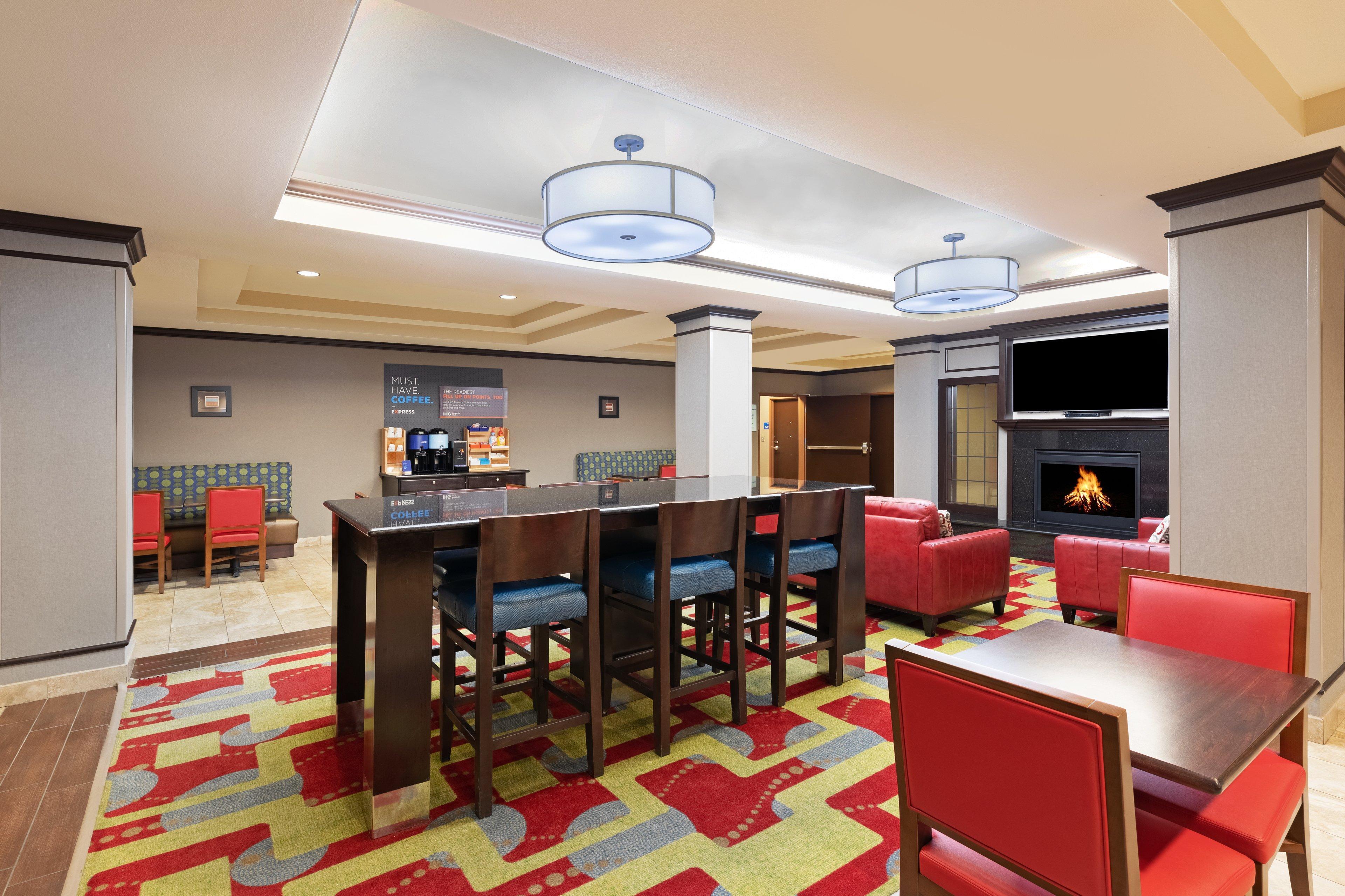 Holiday Inn Express Hotel & Suites Floresville By Ihg Esterno foto