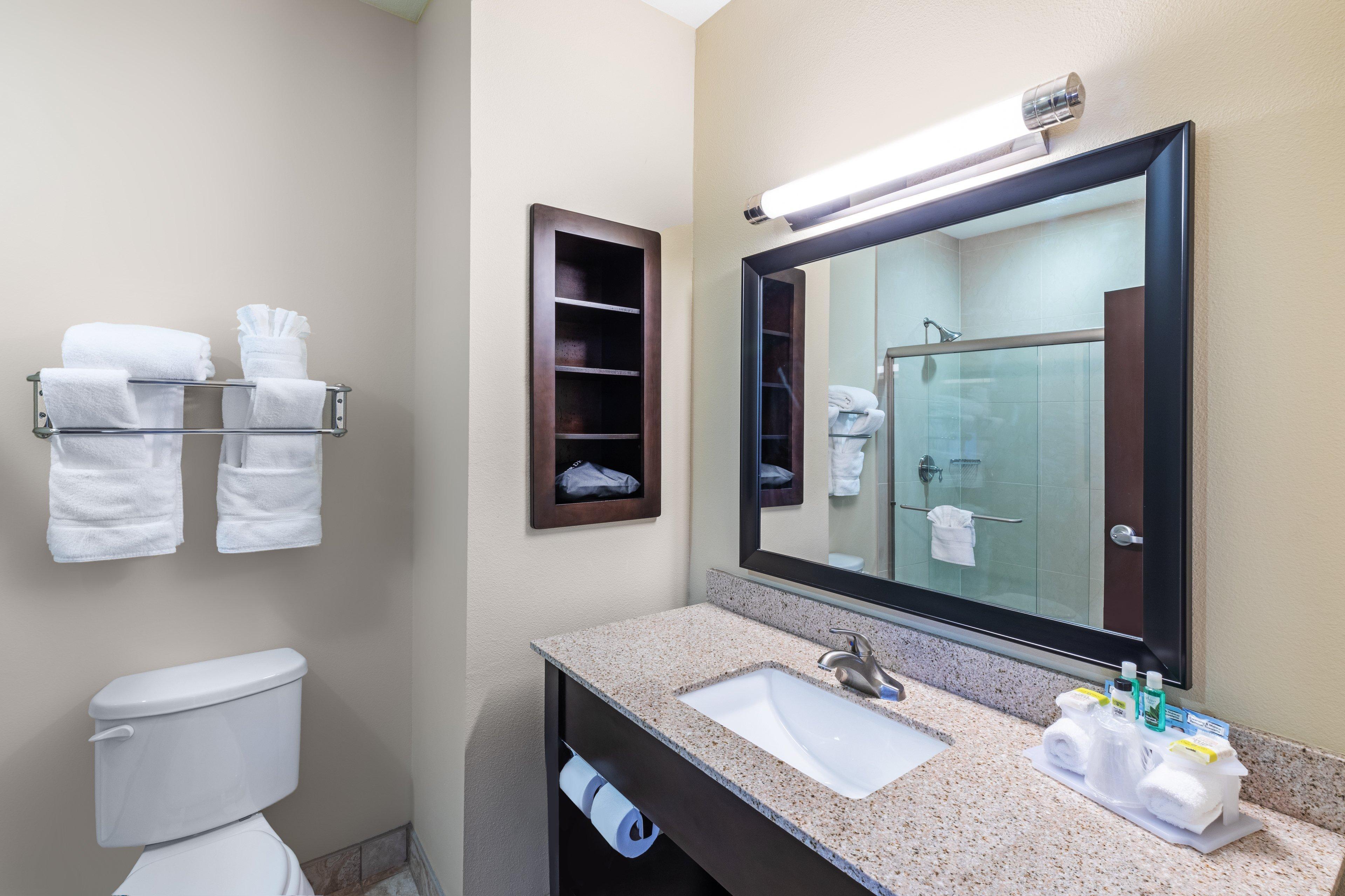 Holiday Inn Express Hotel & Suites Floresville By Ihg Esterno foto