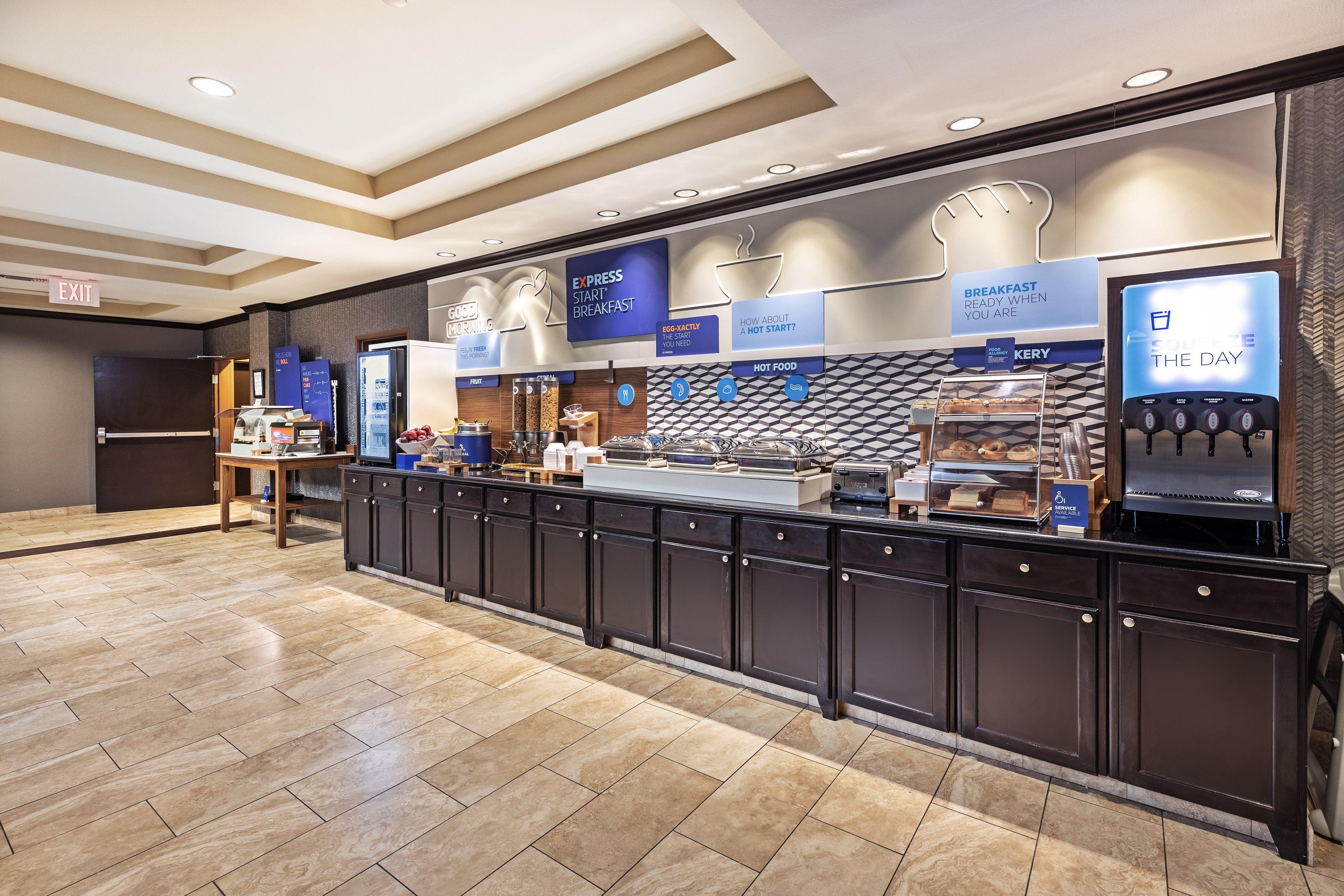 Holiday Inn Express Hotel & Suites Floresville By Ihg Esterno foto